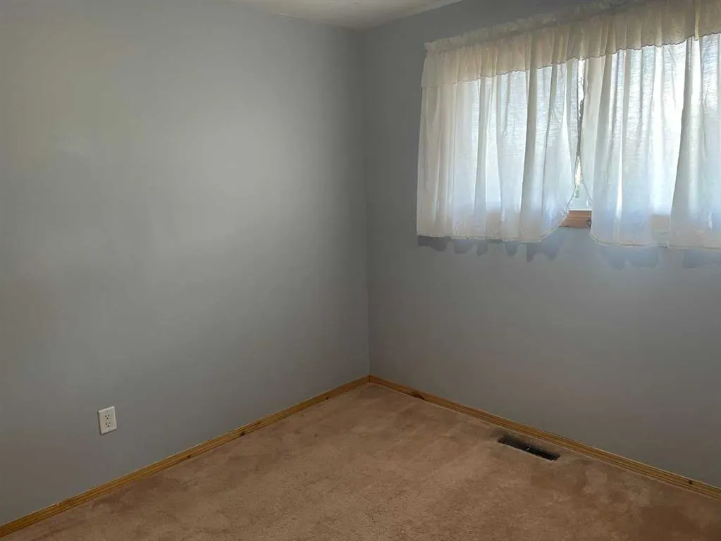 11200 106 Ave