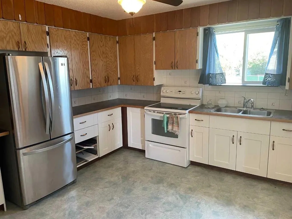 11200 106 Ave