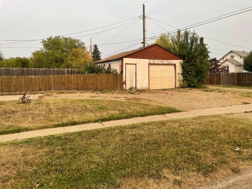 11200 106 Ave