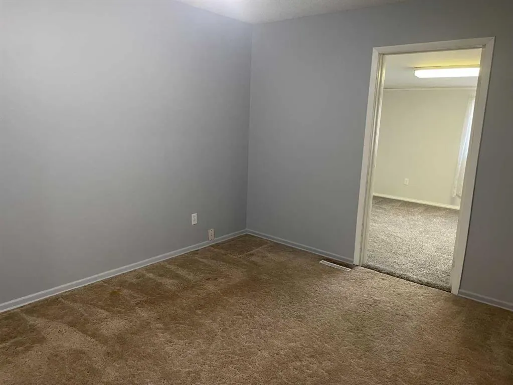 11200 106 Ave