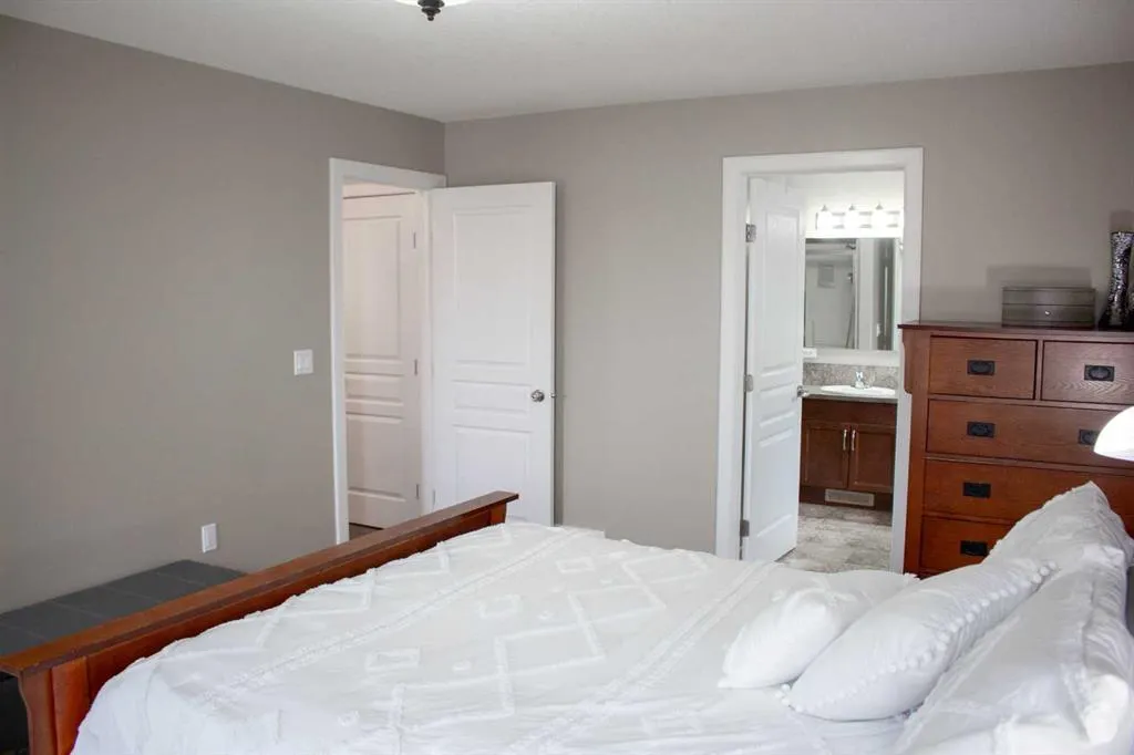 154 Avenue, #10314