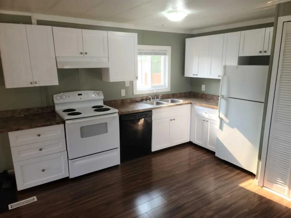 5344 76 Street, #141