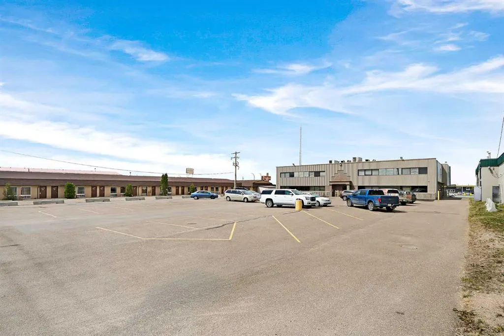 6209 44 Street, #Suite D
