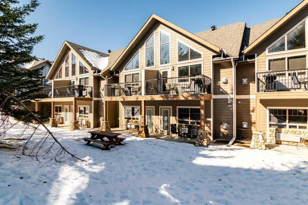 401 4 Street, #604 & 605