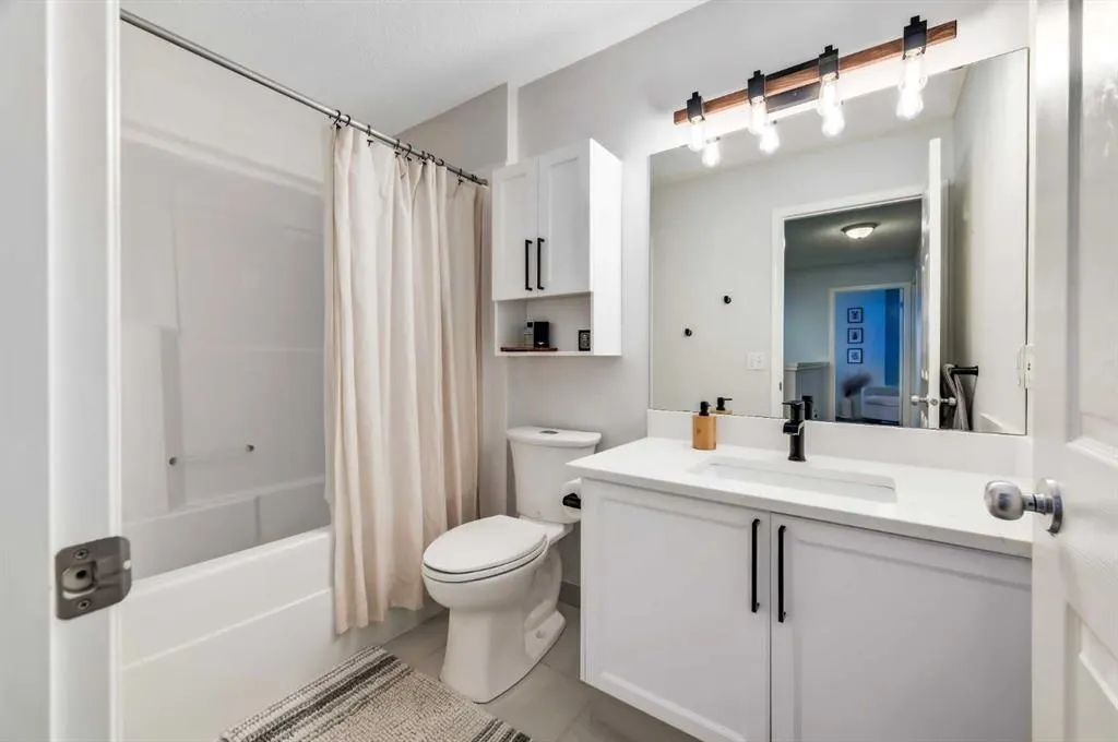 1 Cougarstone Villas SW