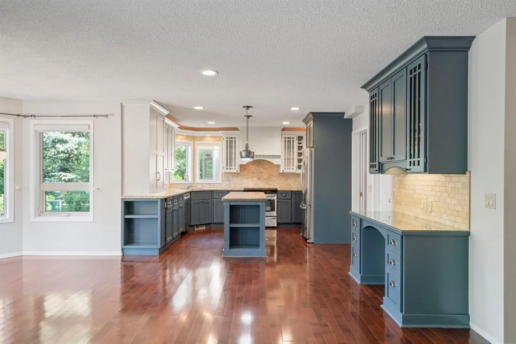 1028 Shawnee Drive SW