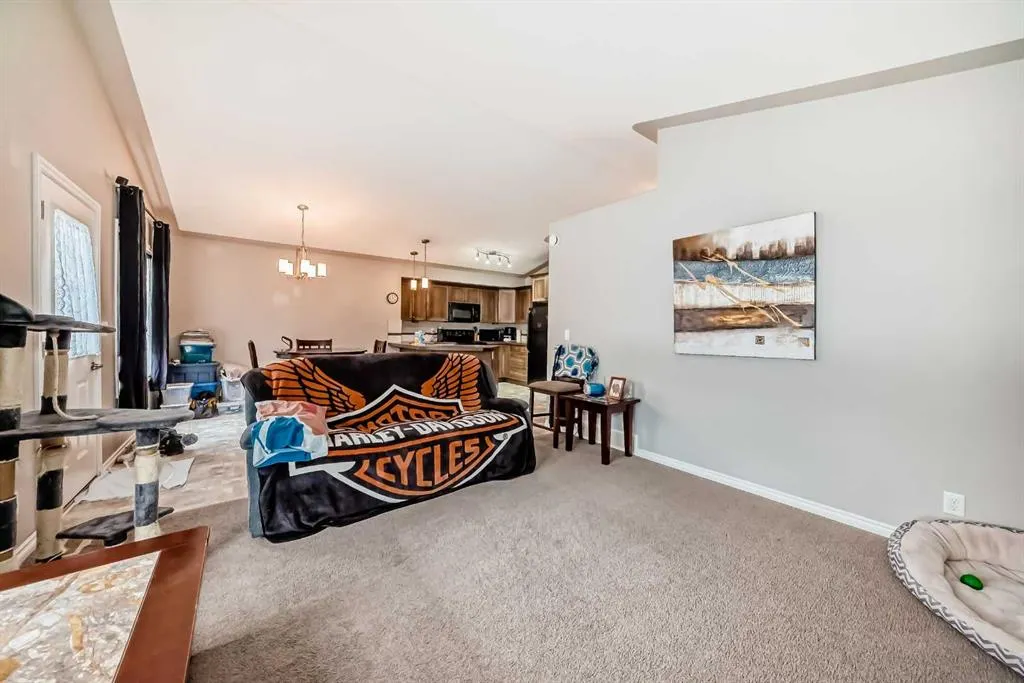 126 Viscount Drive