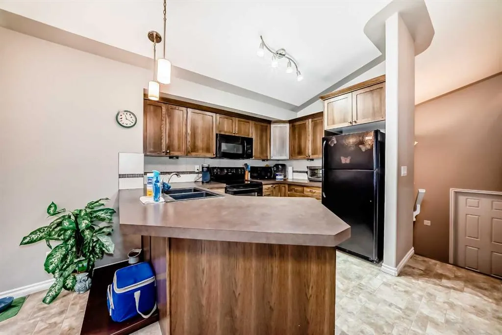 126 Viscount Drive