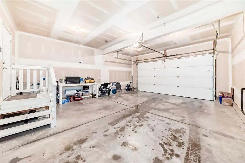 126 Viscount Drive