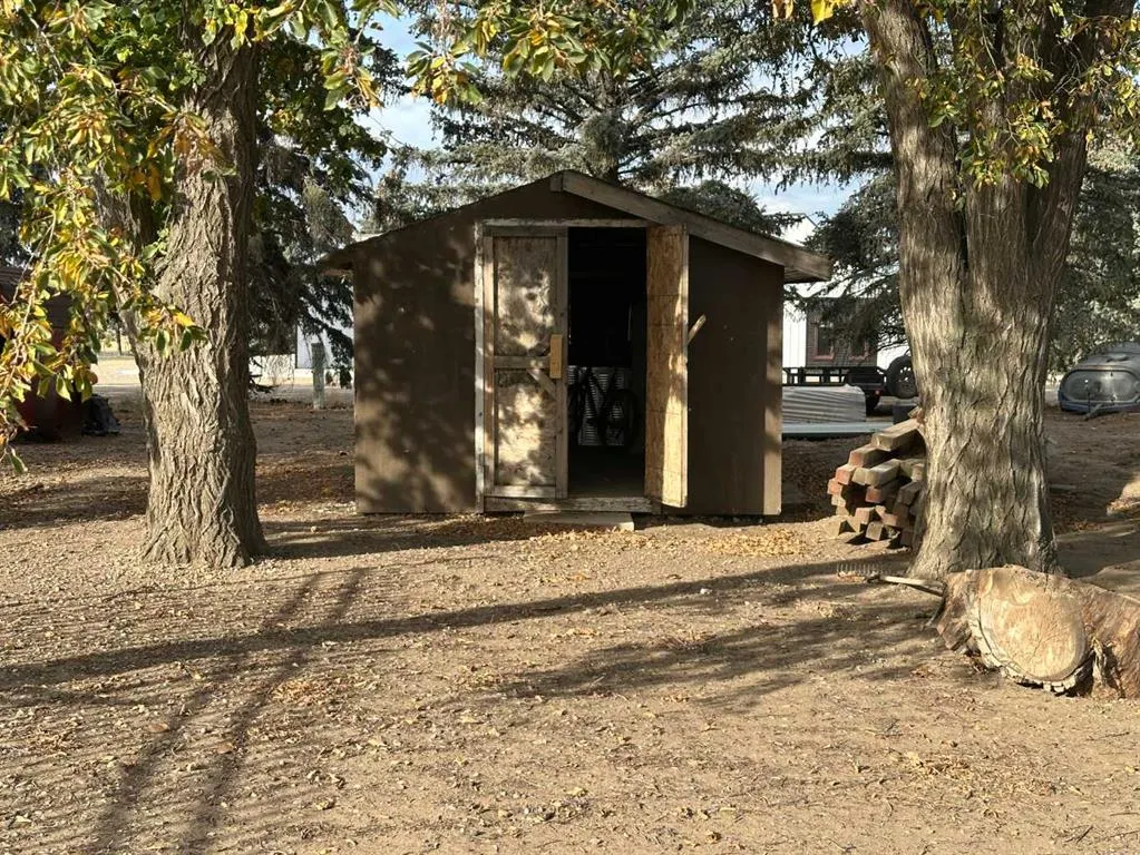 104 Chapman Avenue