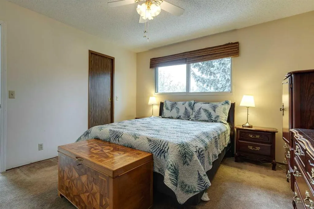 152 Sandstone Road NW