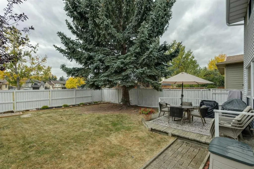 152 Sandstone Road NW