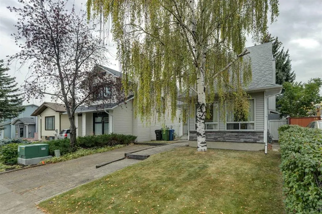 152 Sandstone Road NW