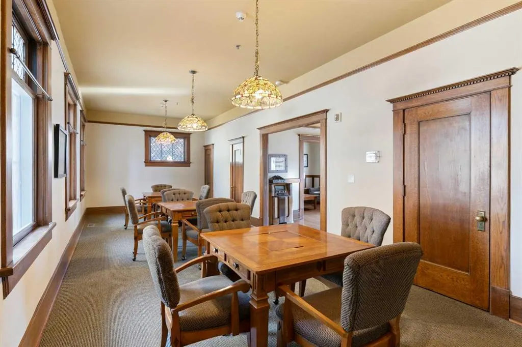 228 26 Avenue SW, #1004