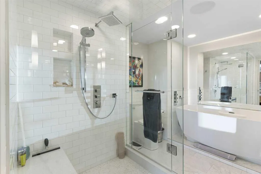 228 26 Avenue SW, #1004