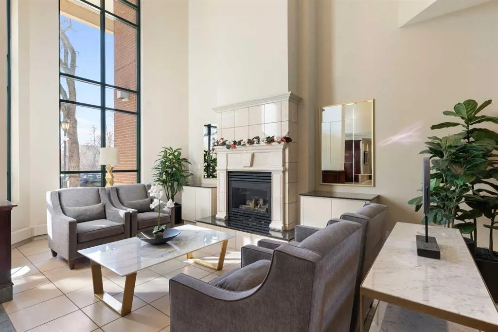228 26 Avenue SW, #1004