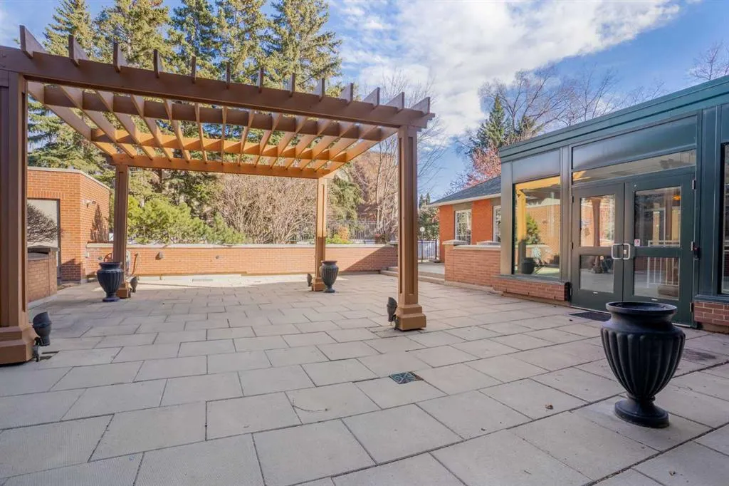 228 26 Avenue SW, #1004