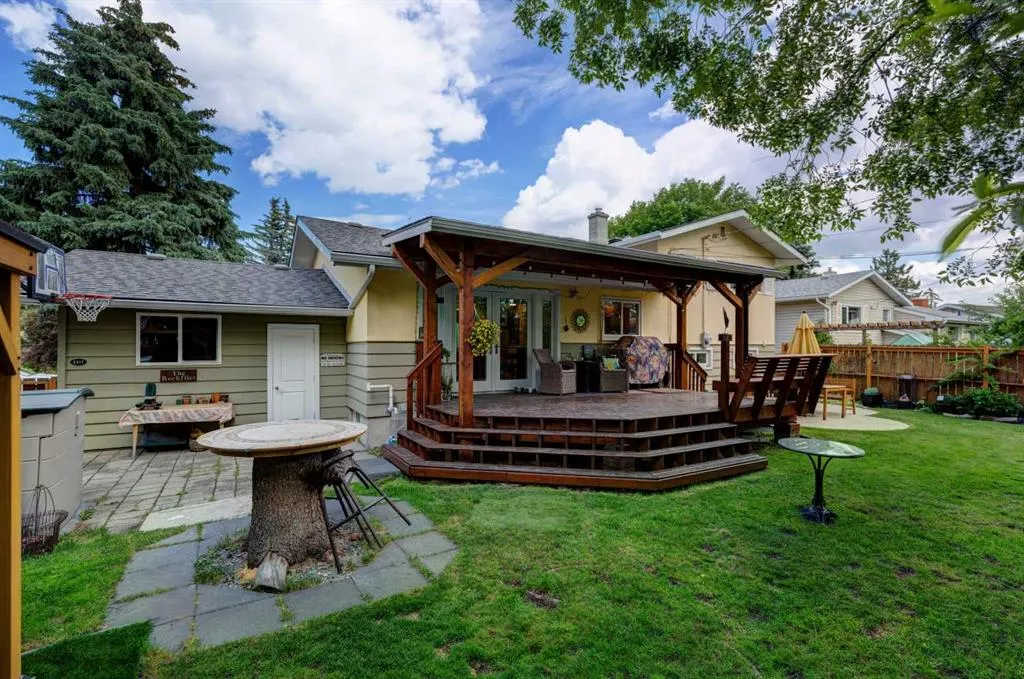 53 Wildwood Drive SW