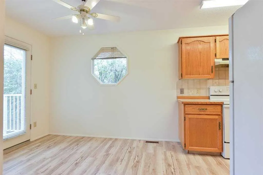 337 & 339 Ash Avenue SE