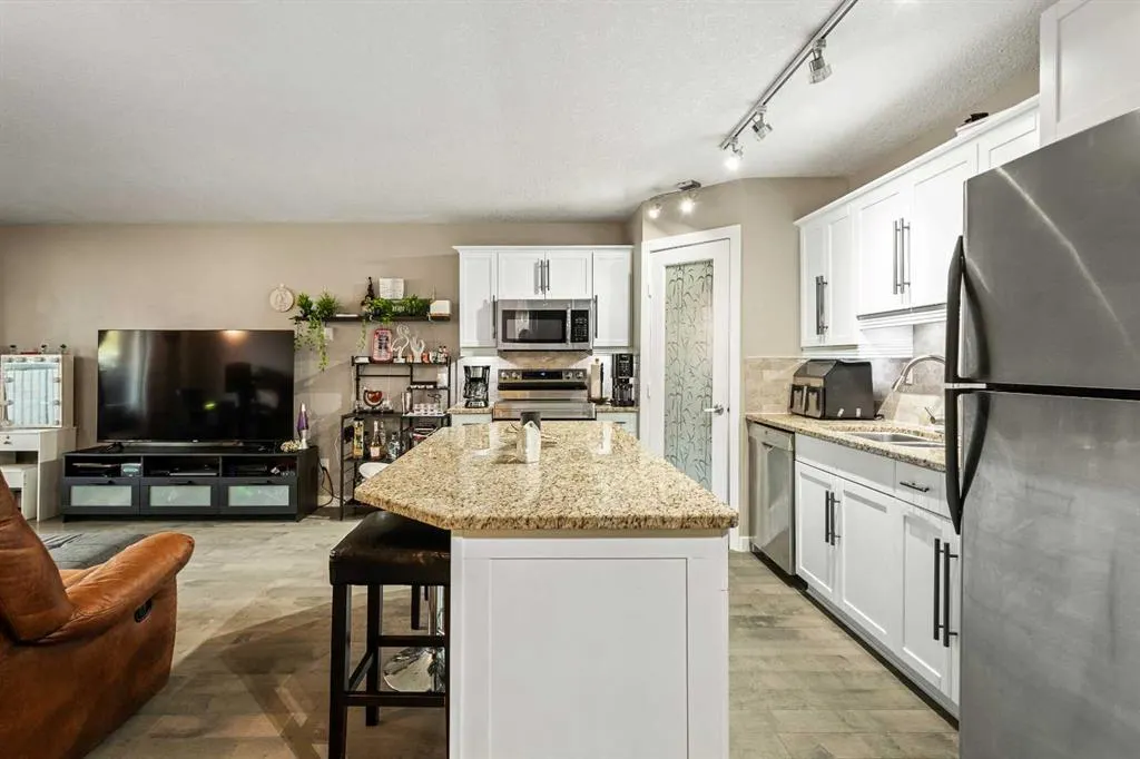 515 57 Avenue SW, #110