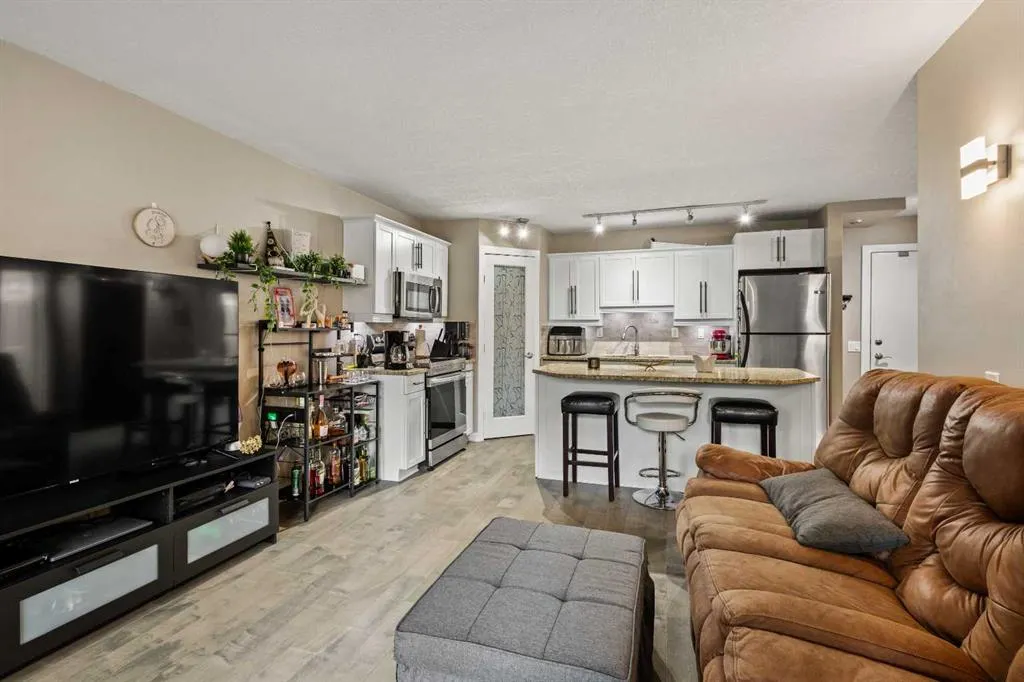 515 57 Avenue SW, #110