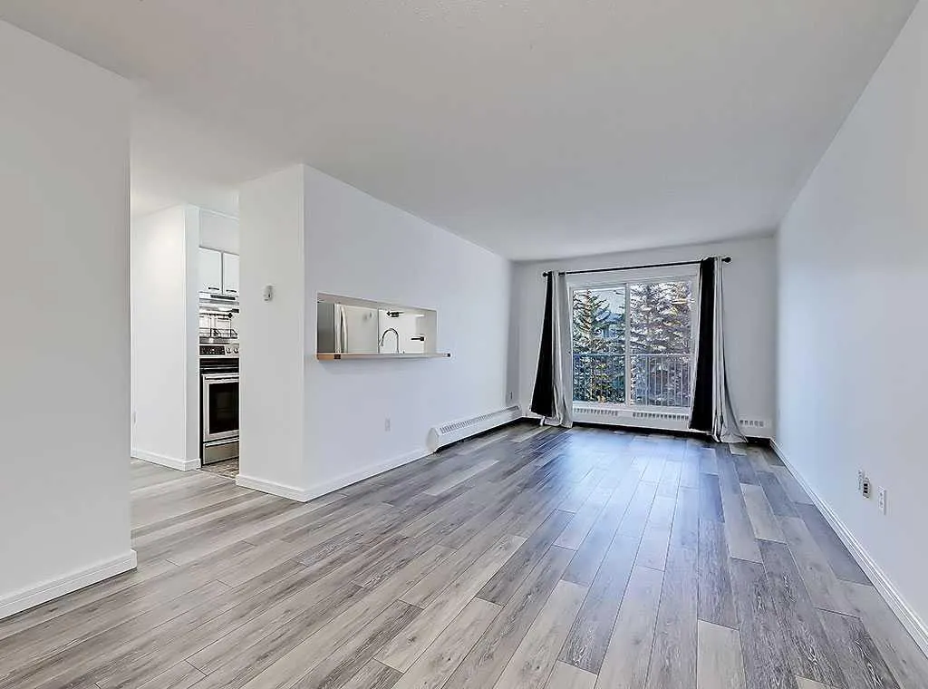 21 Dover Point SE, #301
