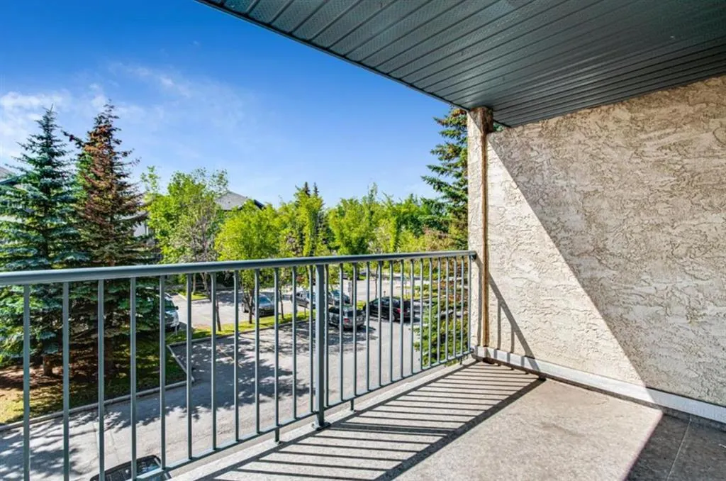 21 Dover Point SE, #301
