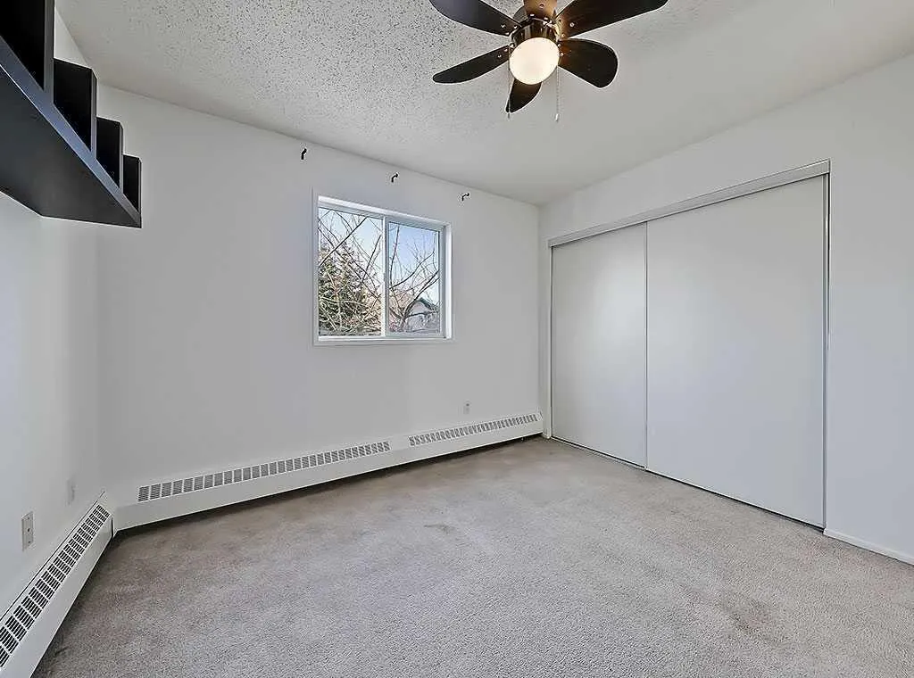 21 Dover Point SE, #301