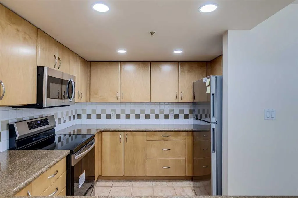 1108 6 Avenue SW, #209