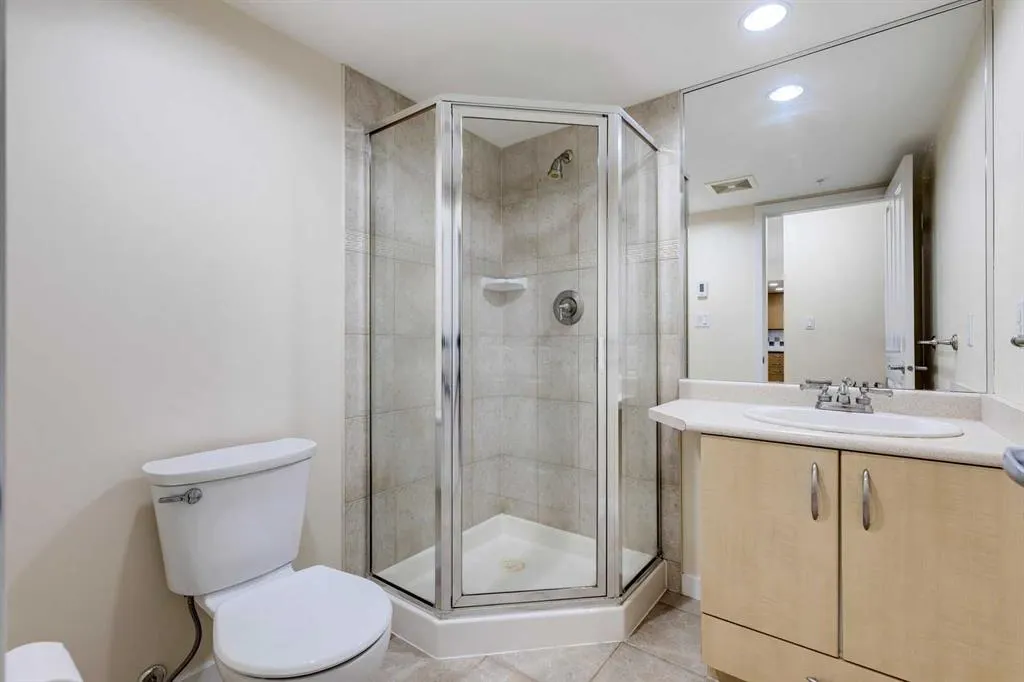 1108 6 Avenue SW, #209