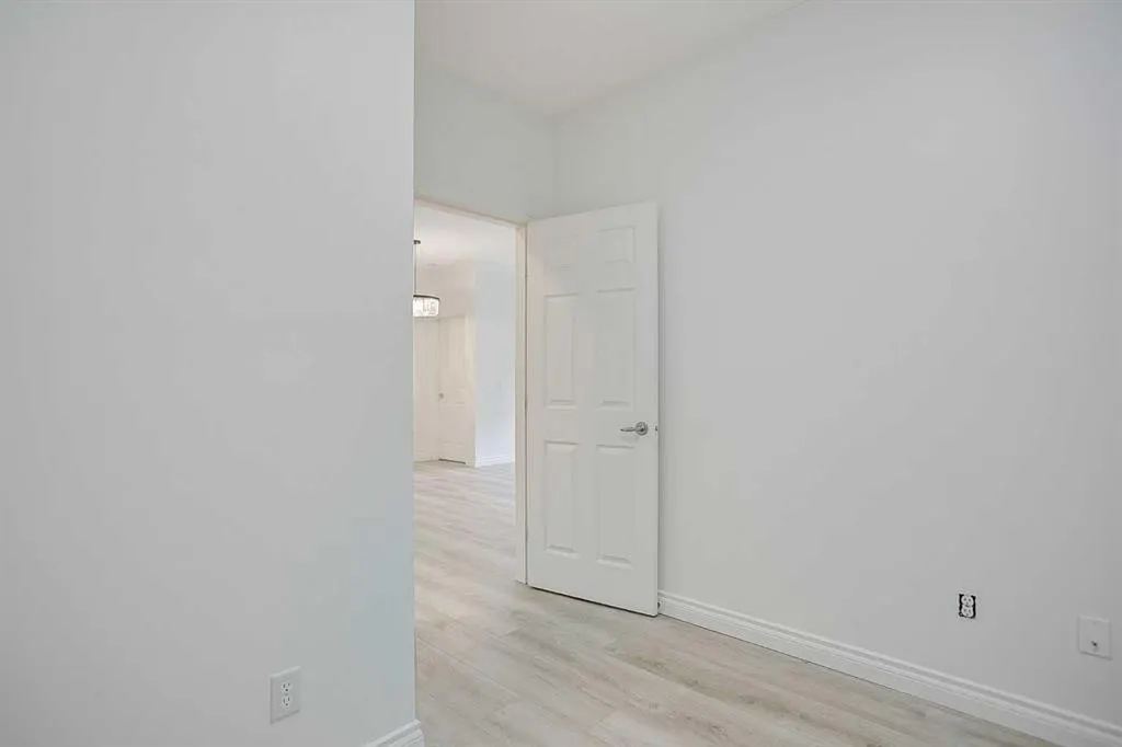 11170 30 Street SW, #207