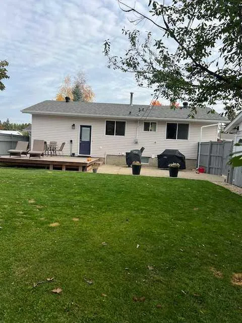 29 Athabasca Drive