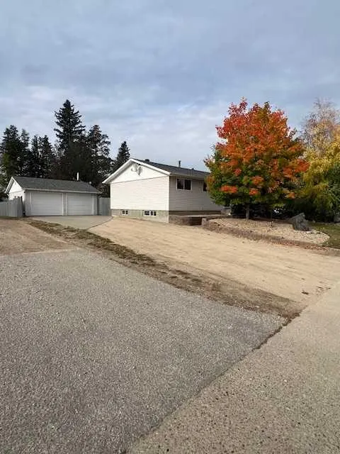 29 Athabasca Drive