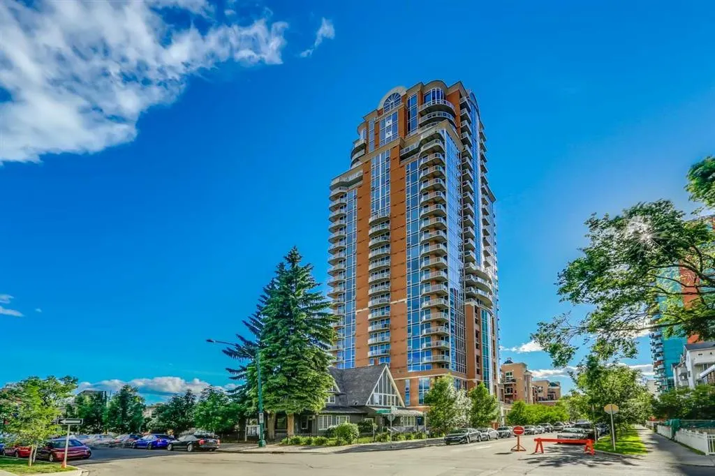 817 15 Avenue SW, #206