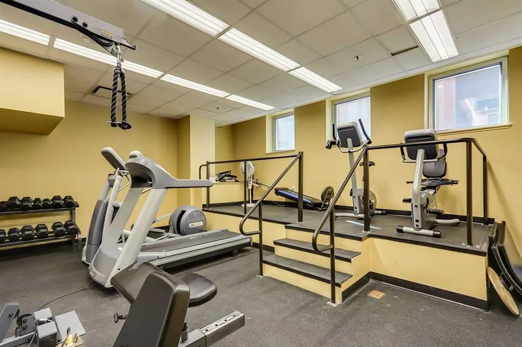 817 15 Avenue SW, #206