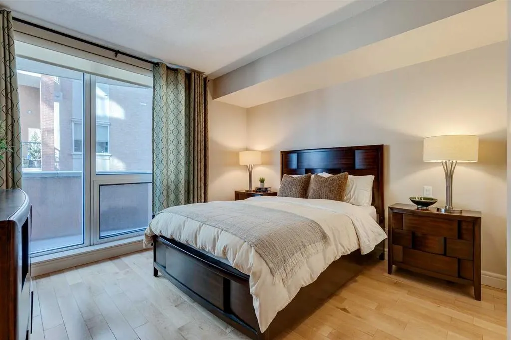 817 15 Avenue SW, #206