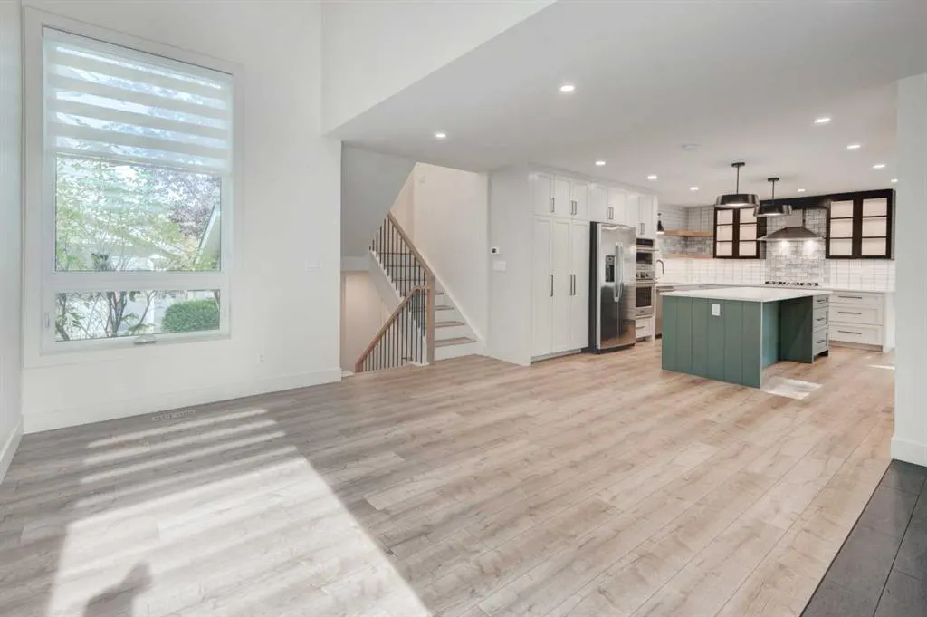 17 Millrise Lane SW