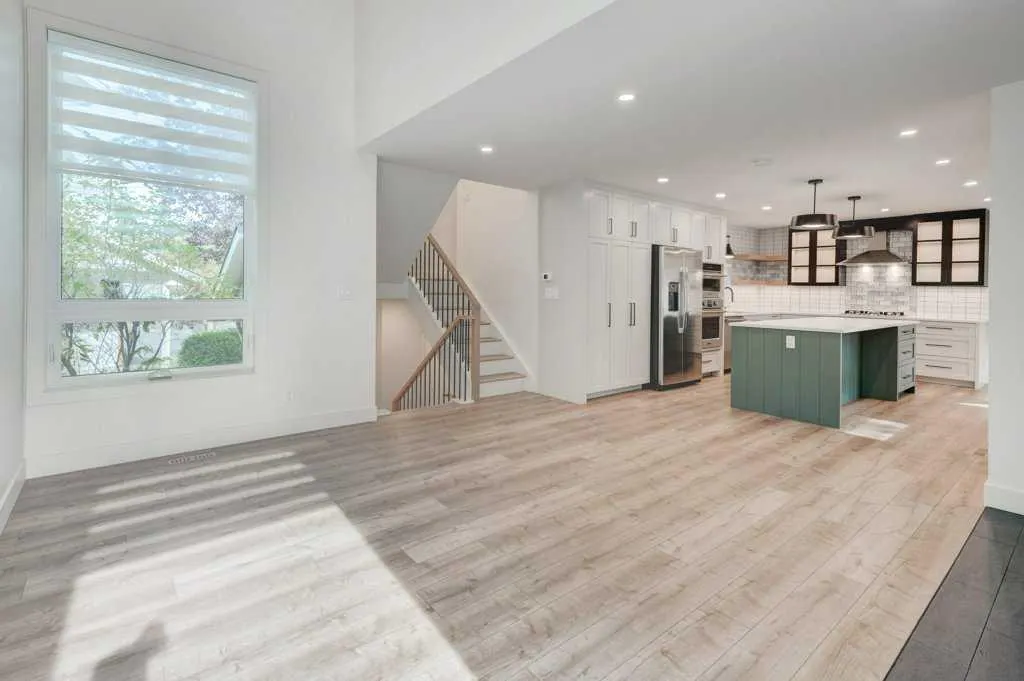 17 Millrise Lane SW