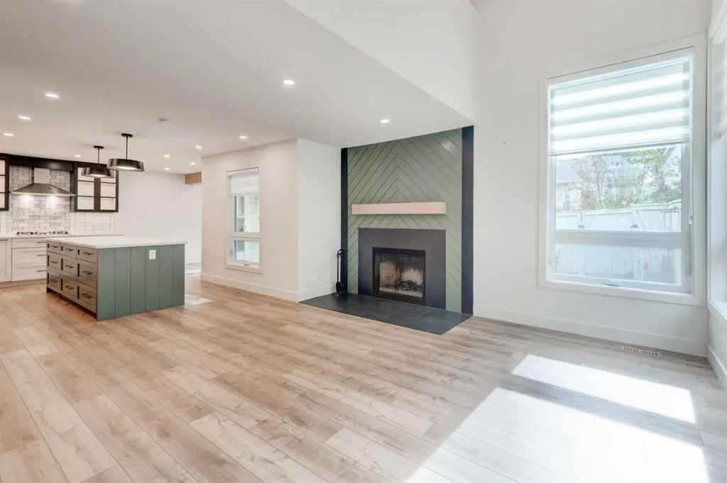 17 Millrise Lane SW