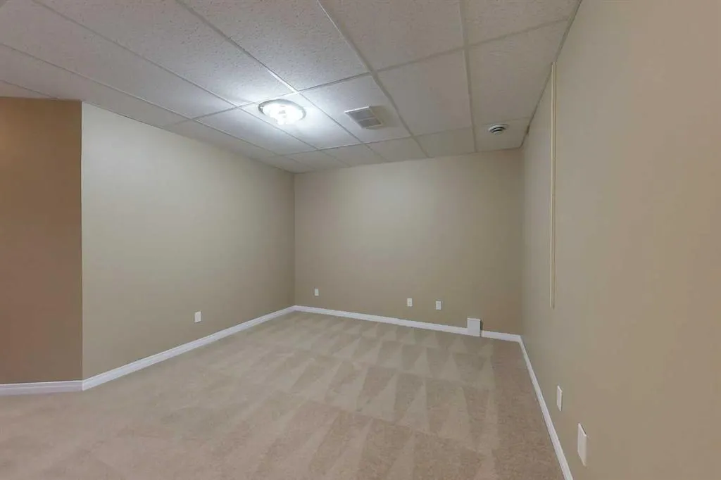 1600 Main Street SW, #123