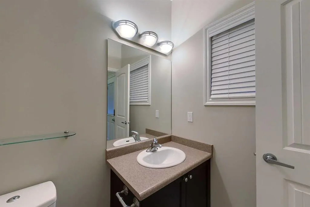 1600 Main Street SW, #123