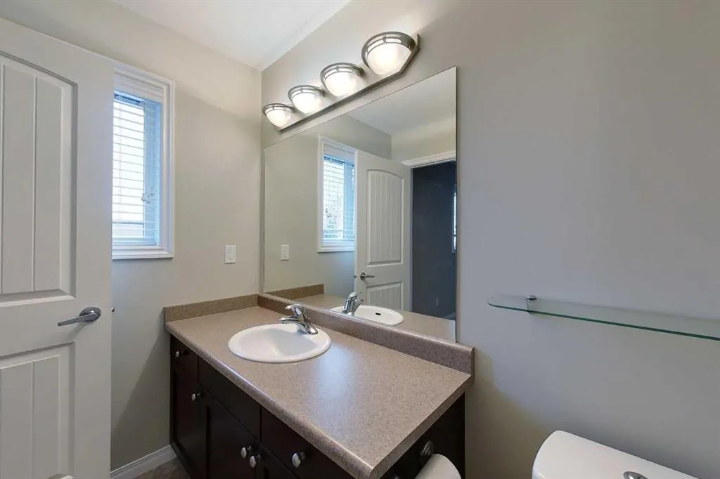 1600 Main Street SW, #123