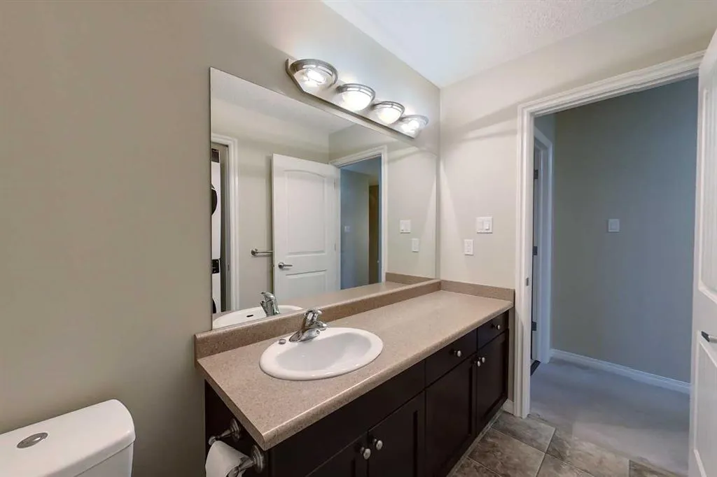 1600 Main Street SW, #123
