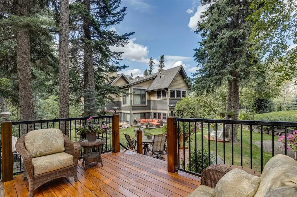 9 Mountaineer Close
