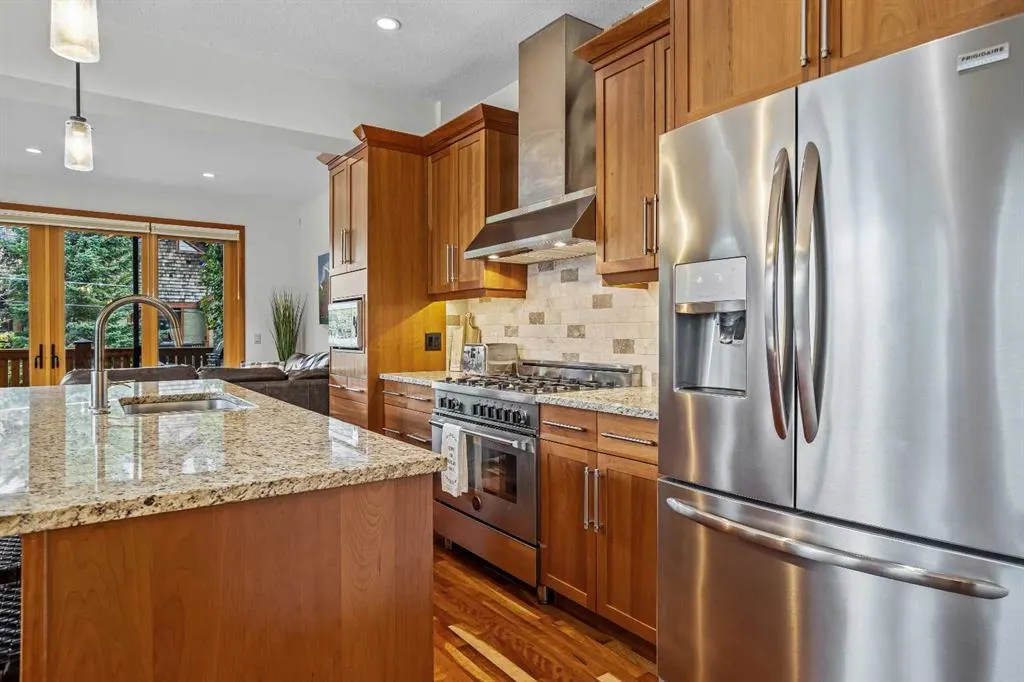 801 4th Street, #2