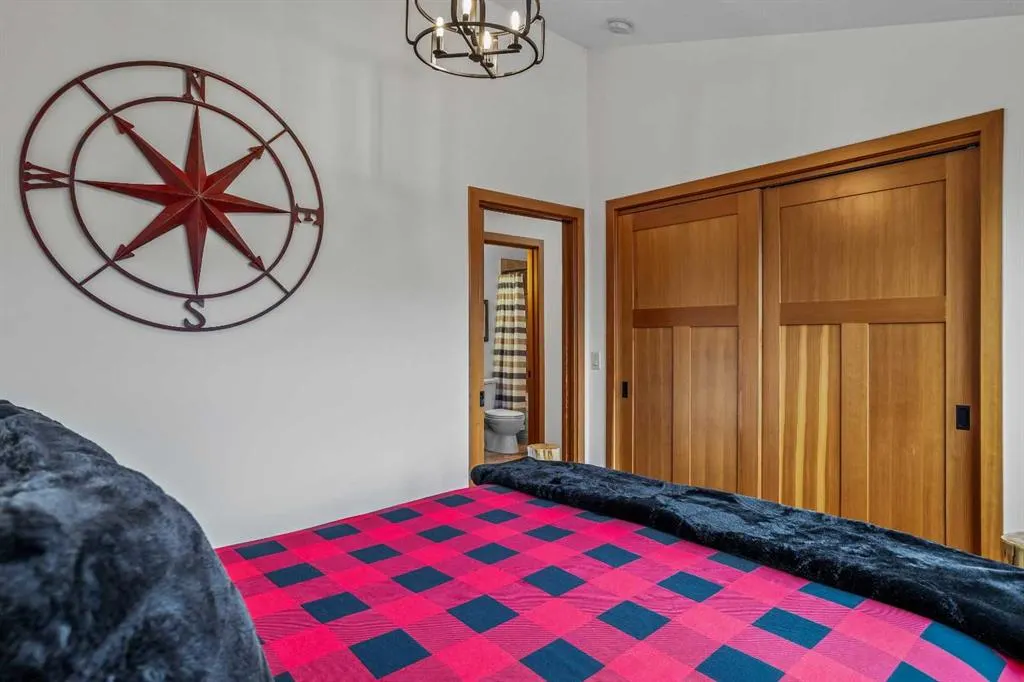 801 4th Street, #2