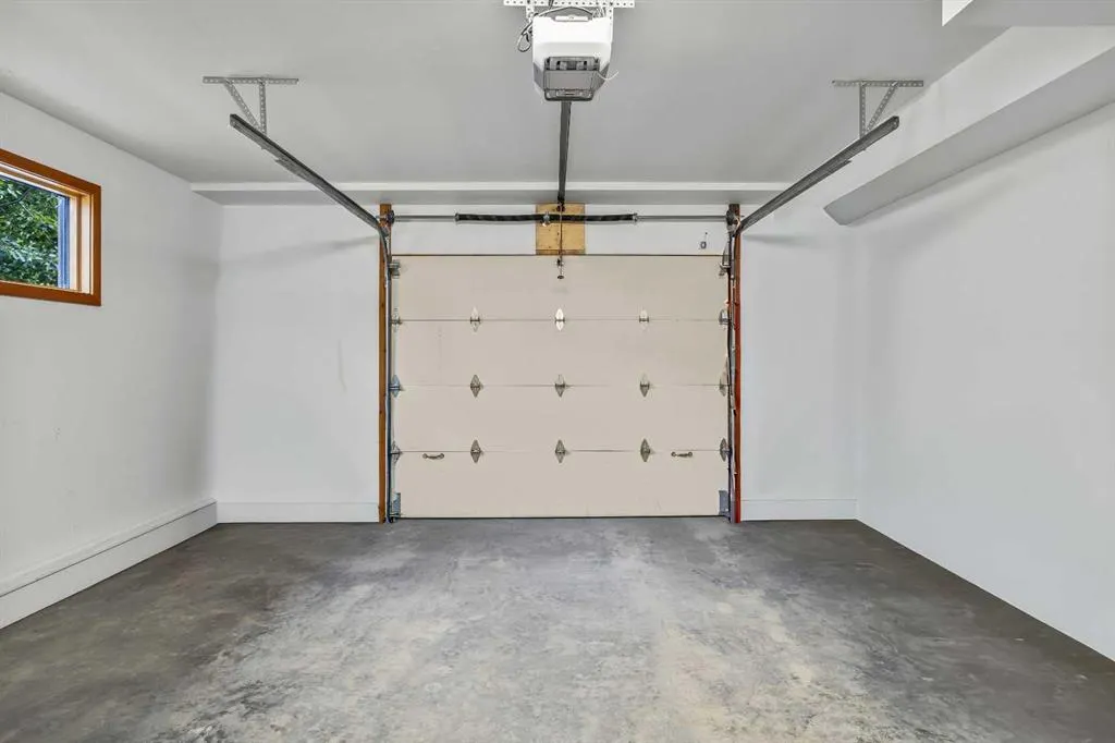 801 4th Street, #2