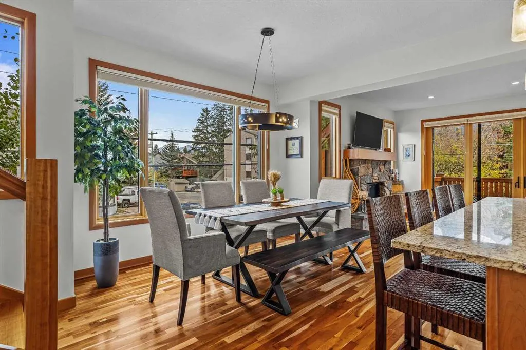 801 4th Street, #2