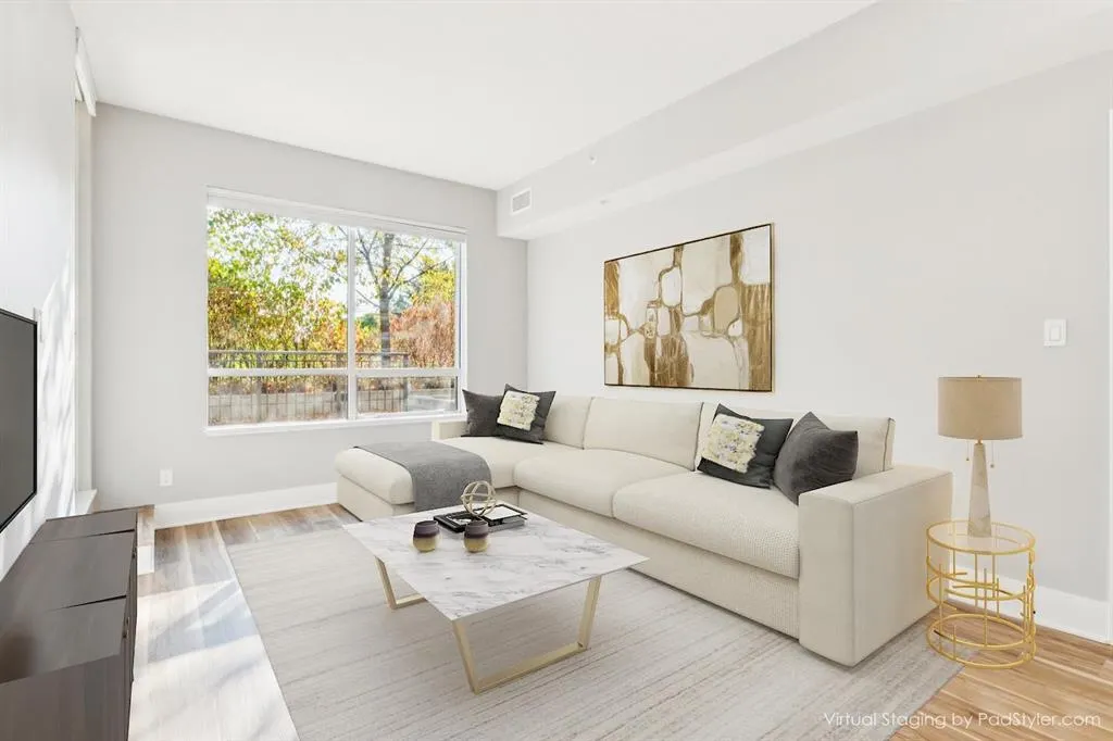 38 9 Street NE, #207