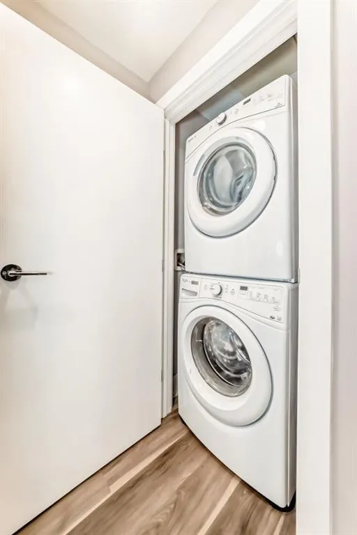 38 9 Street NE, #207